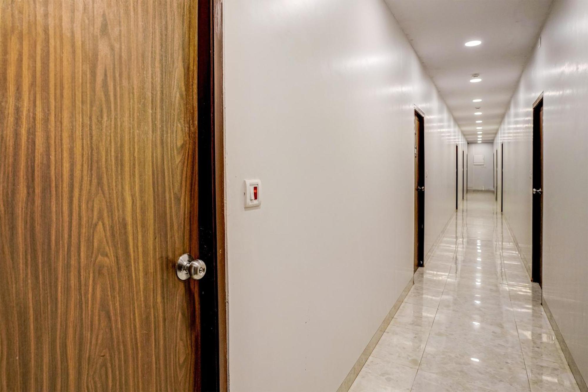 Hotel O Didar House Нави Мумбай Екстериор снимка